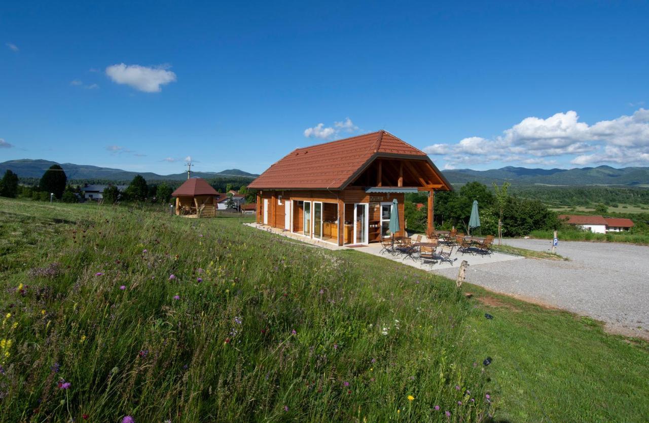 Camp The Sunrise Hill Ξενοδοχείο Pivka Εξωτερικό φωτογραφία