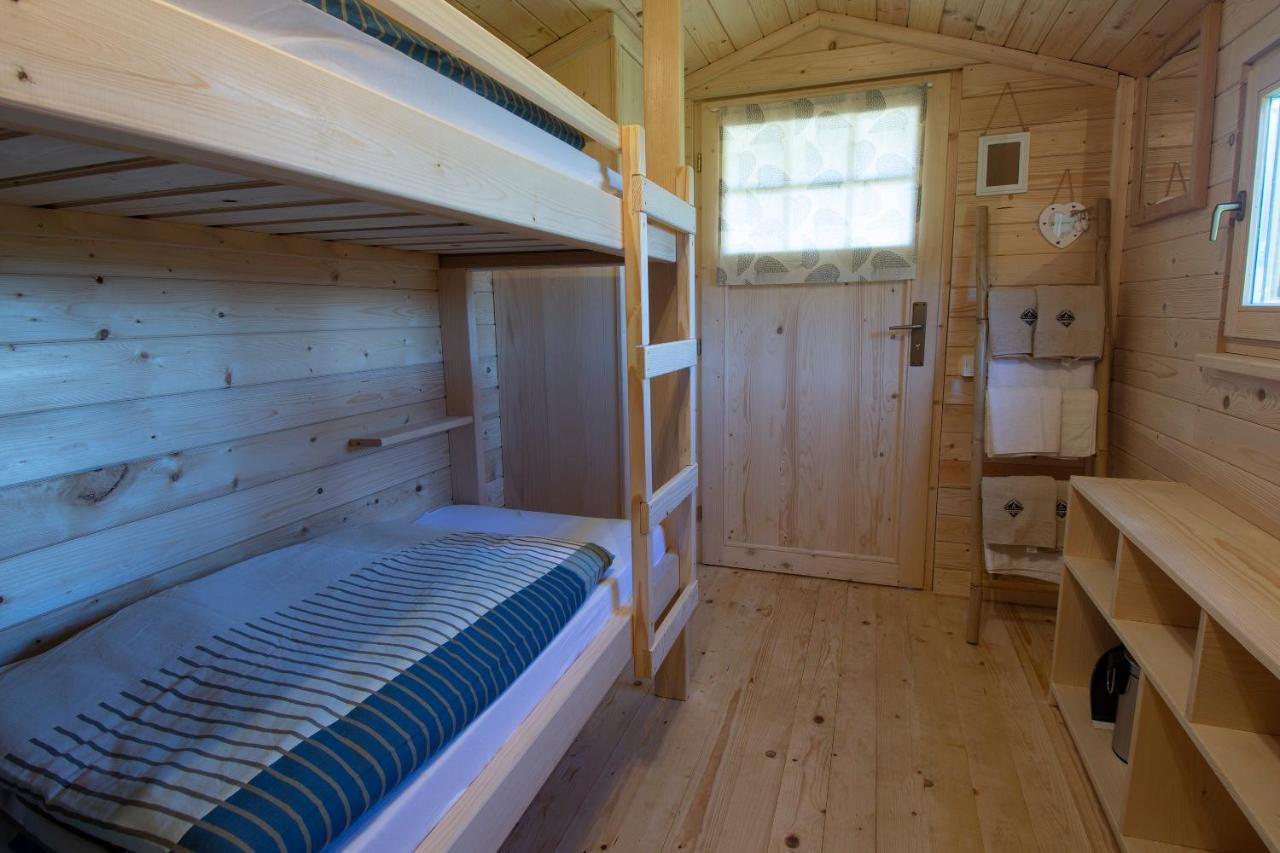 Camp The Sunrise Hill Ξενοδοχείο Pivka Εξωτερικό φωτογραφία