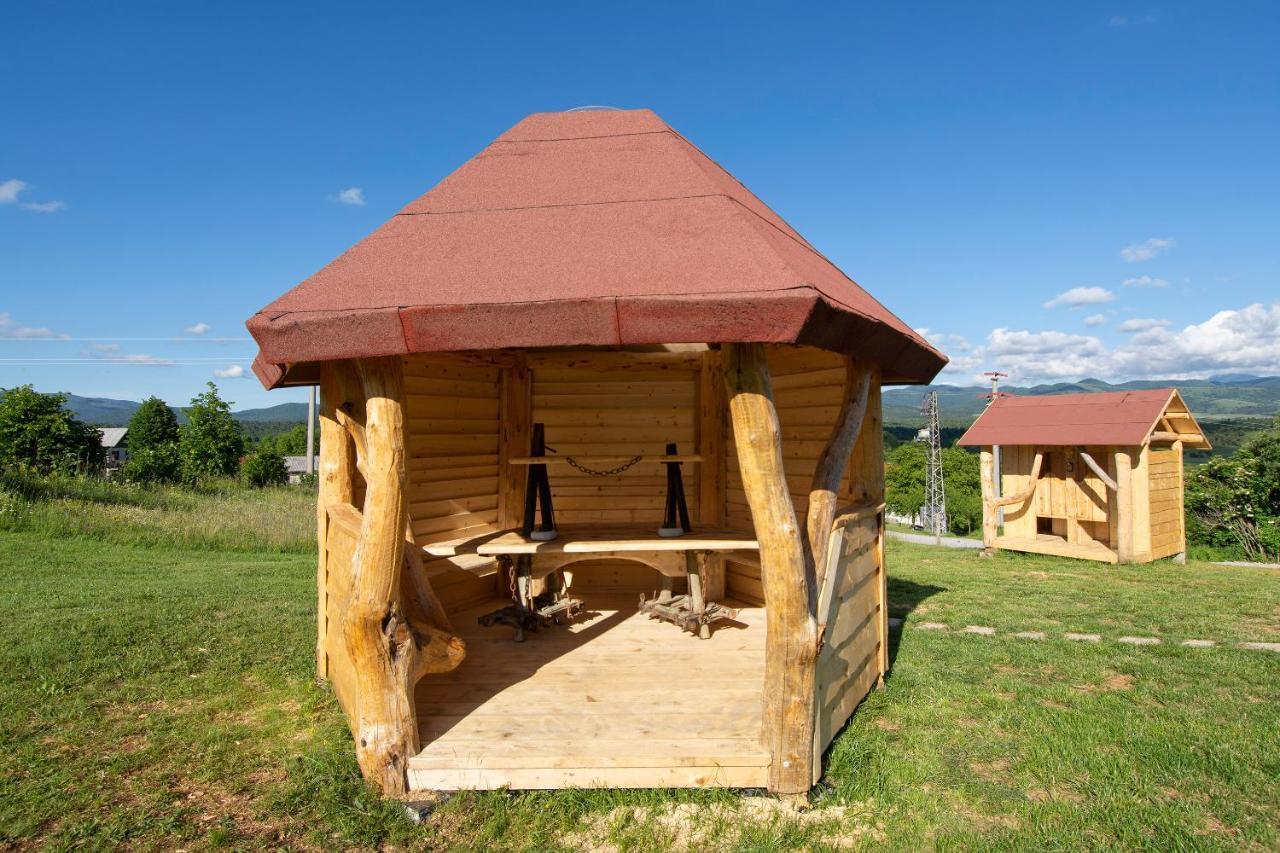 Camp The Sunrise Hill Ξενοδοχείο Pivka Εξωτερικό φωτογραφία