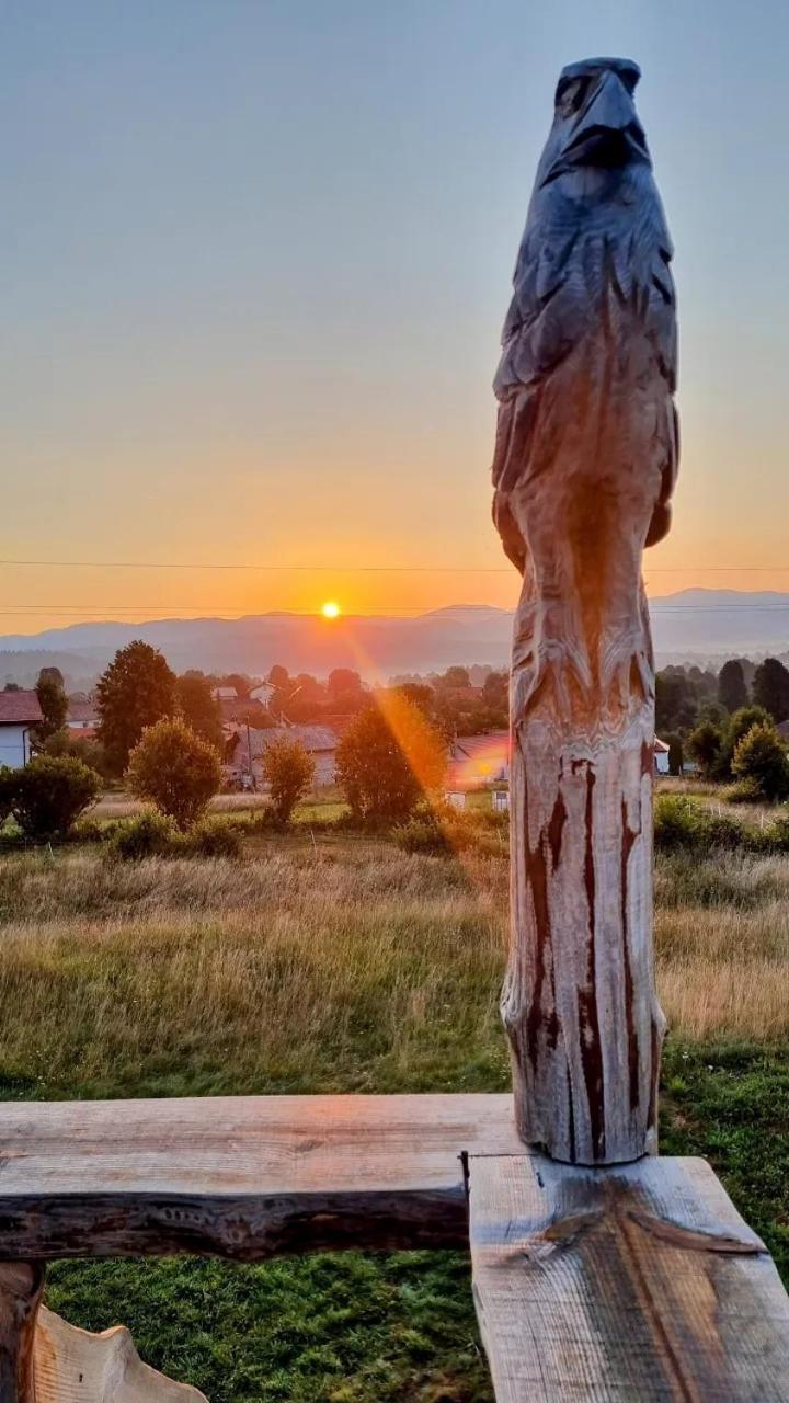 Camp The Sunrise Hill Ξενοδοχείο Pivka Εξωτερικό φωτογραφία