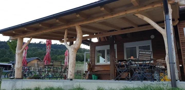 Camp The Sunrise Hill Ξενοδοχείο Pivka Εξωτερικό φωτογραφία